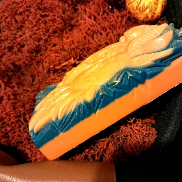 Hand Crafted, Wicked Worthy, Sol and Luna Bar - Picture 5 of 6